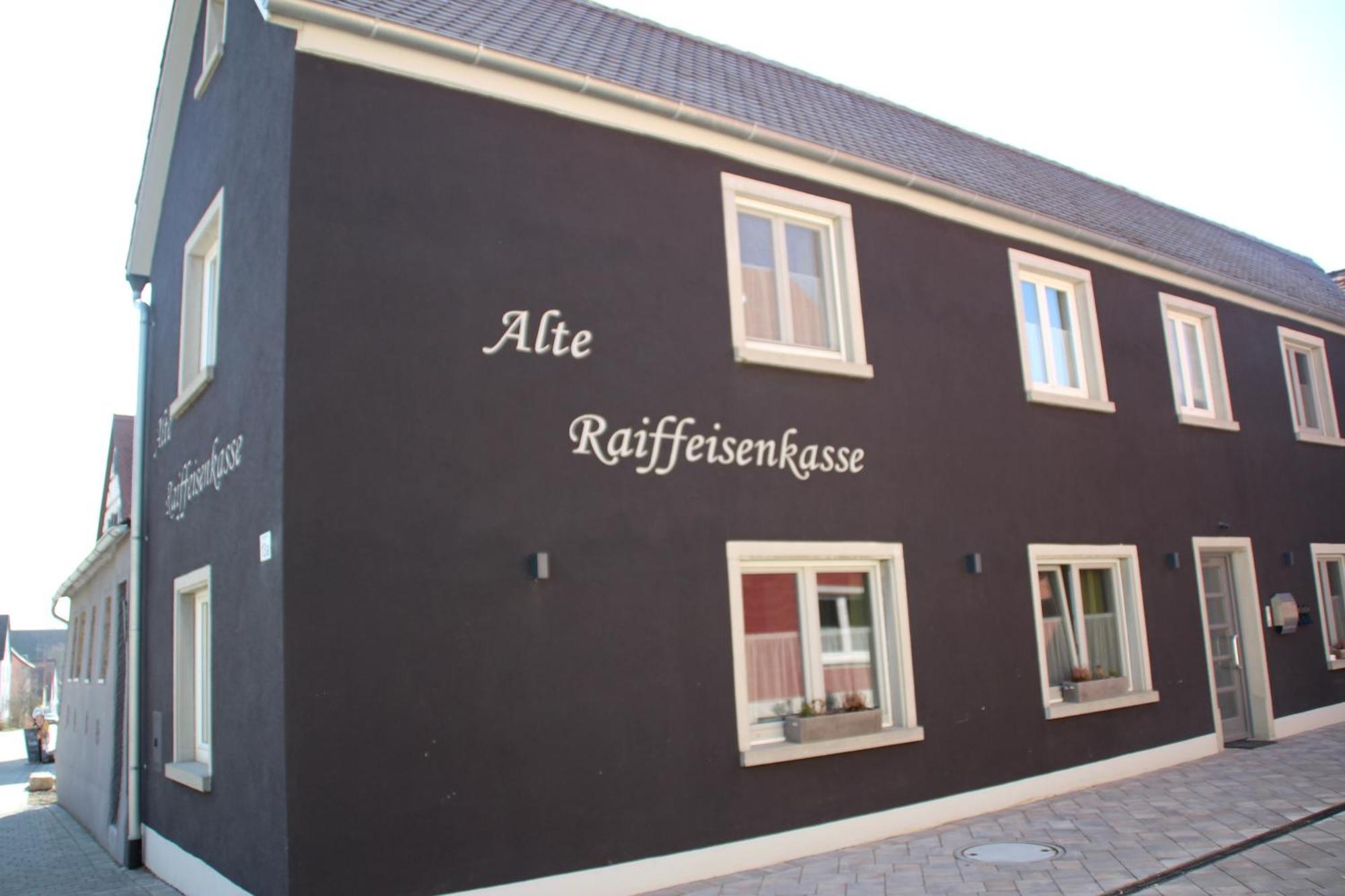 Apartment Alte Raiffeisenkasse Rothenburg Ob Der Tauber Luaran gambar